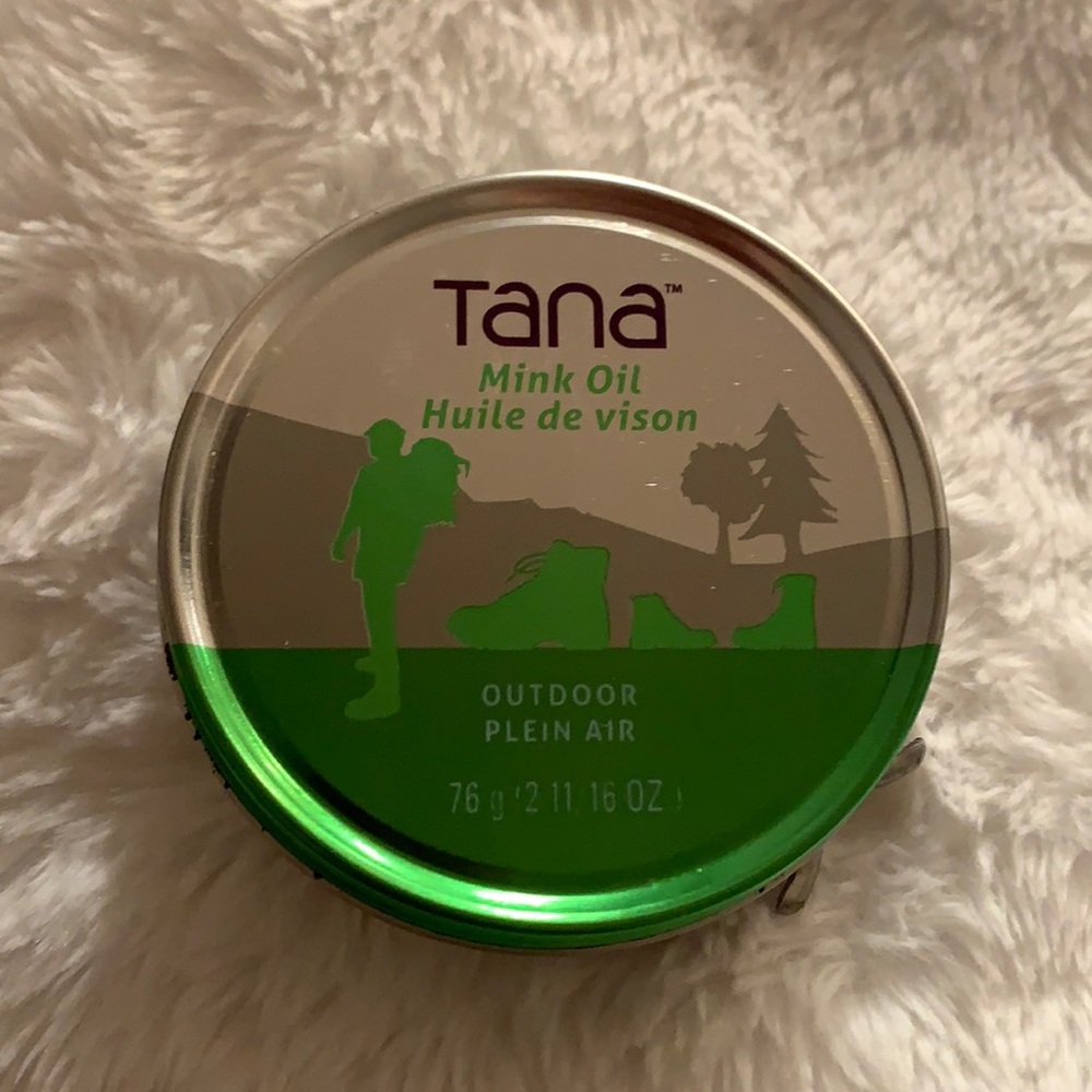 Outdoor mink oil